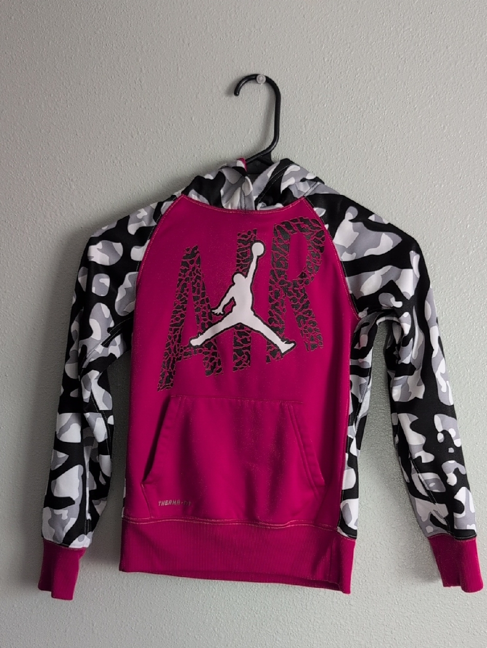 Jordan Girls' Magenta Hoodie with Black & White Camo Sleeves